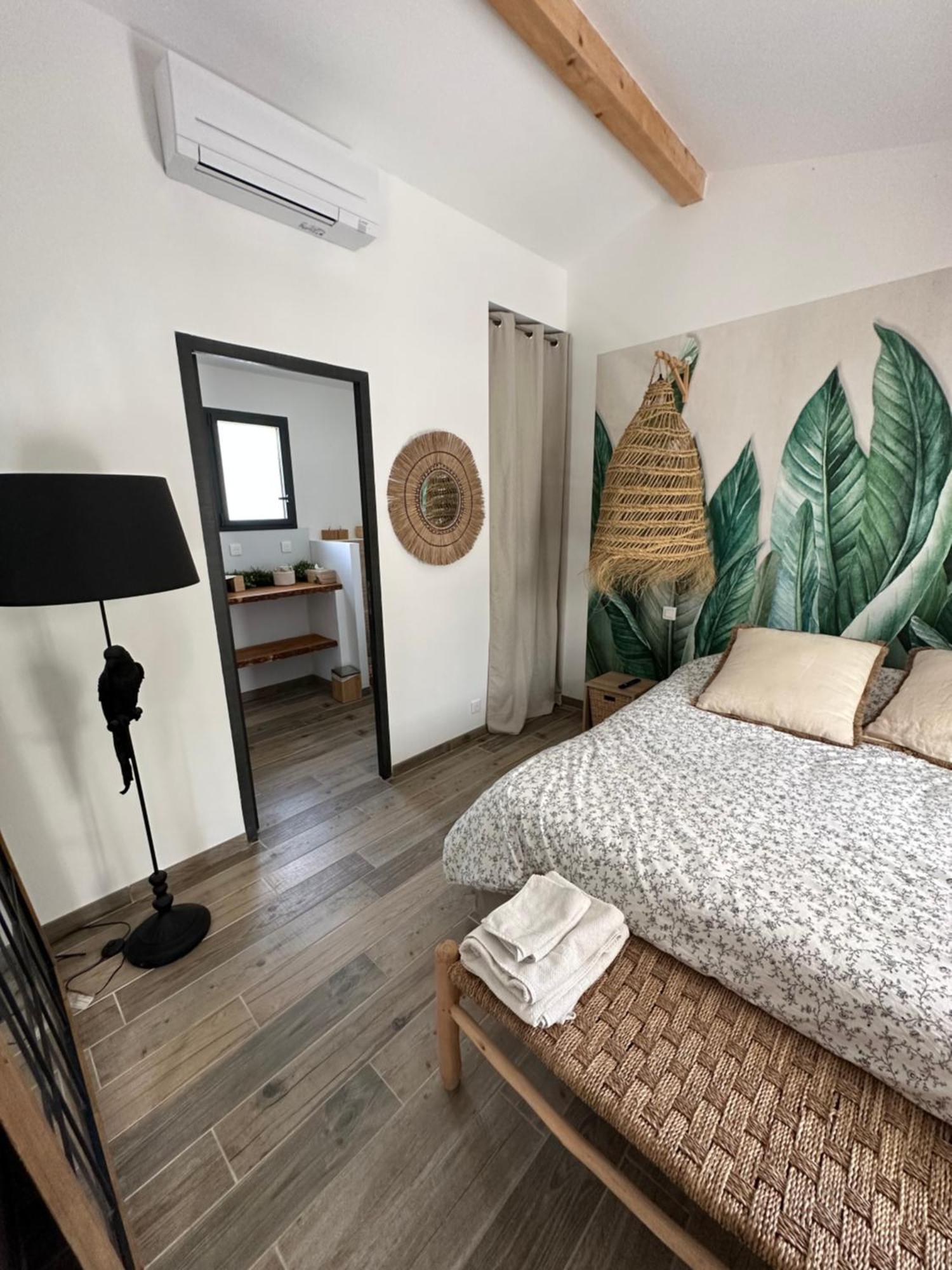 Petit Nid Douillet En Luberon Avec Spa Ansouis Exteriér fotografie